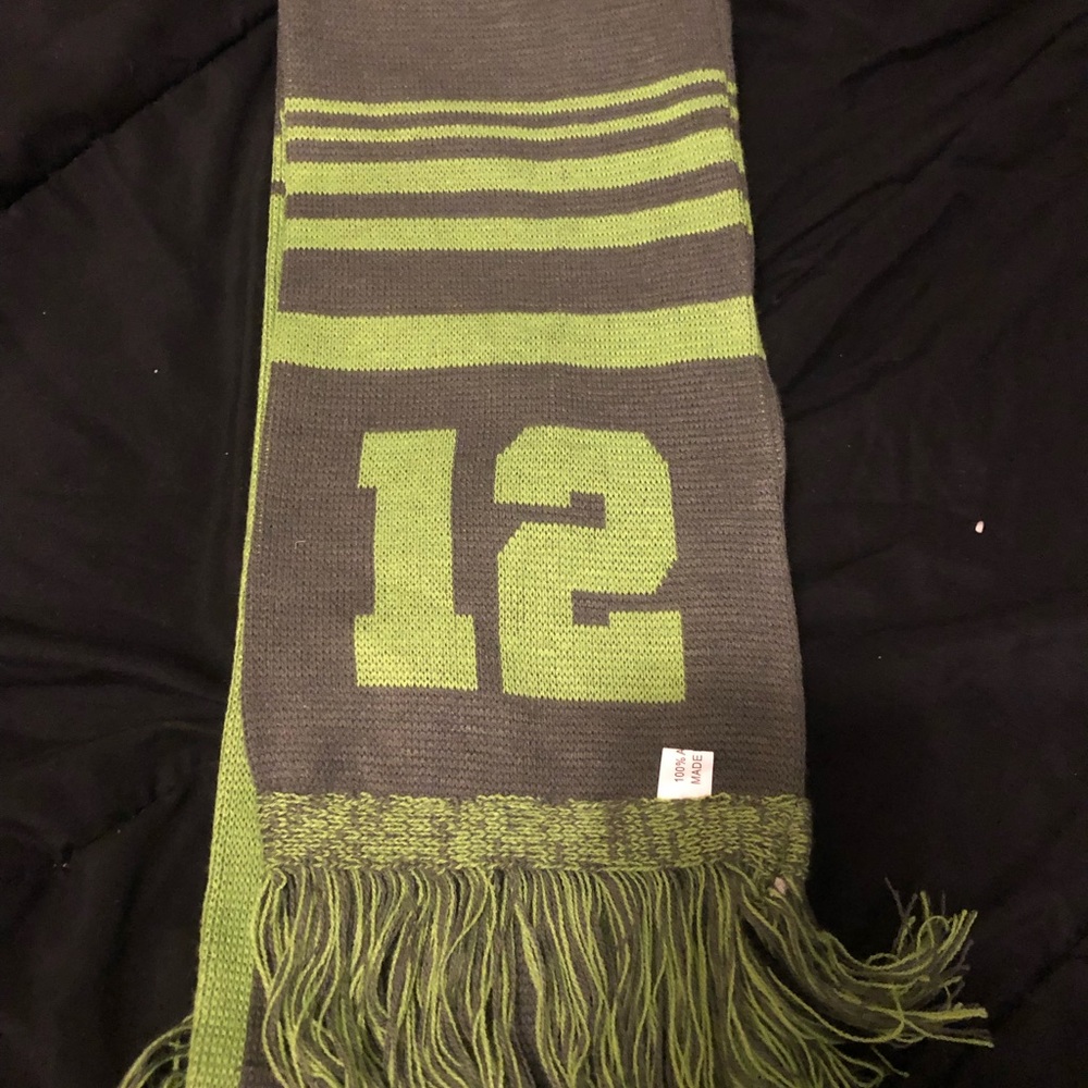 Seahawks gray  and green scarf